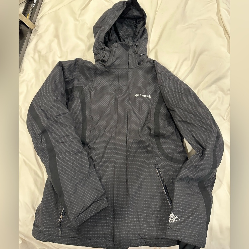 Columbia Ski/snowboard coat with Omni heat EUC sz S 
super warm!